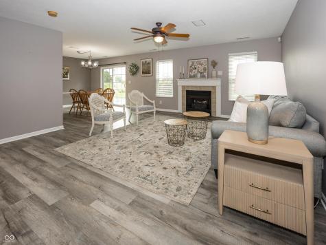 16908 Mapleton Place Westfield IN 46074