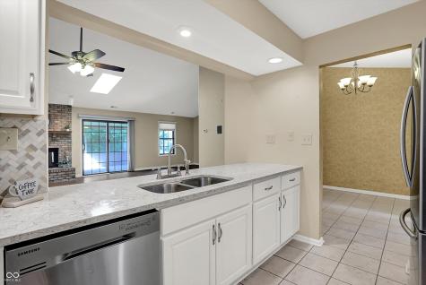 60 Dominion Drive Zionsville IN 46077