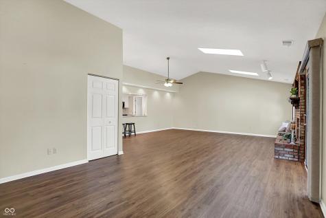60 Dominion Drive Zionsville IN 46077