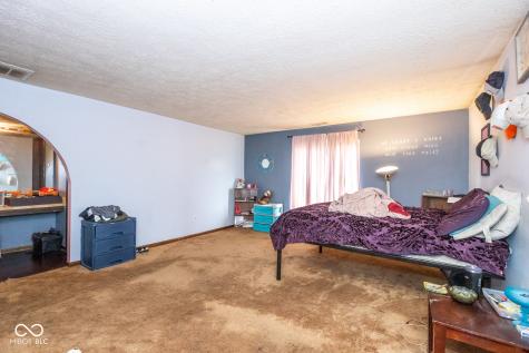 8557 La Corrida Court Indianapolis IN 46227