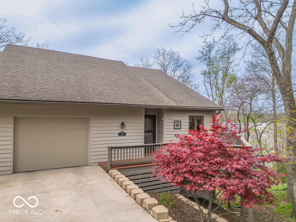 2060 E Waters Edge Drive Bloomington IN 47401