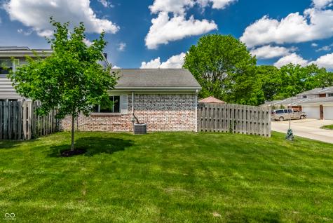7645 Vintage Court Lawrence IN 46226