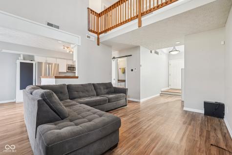 7415 Charrington Court Indianapolis IN 46254