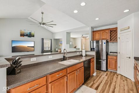 1195 Ganton Drive Avon IN 46123