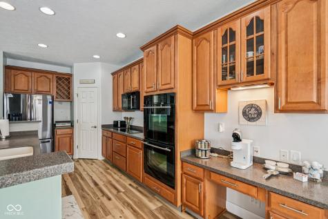 1195 Ganton Drive Avon IN 46123