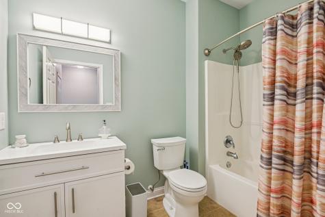 1195 Ganton Drive Avon IN 46123