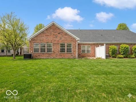 1195 Ganton Drive Avon IN 46123