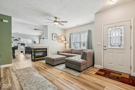 1195 Ganton Drive Avon IN 46123
