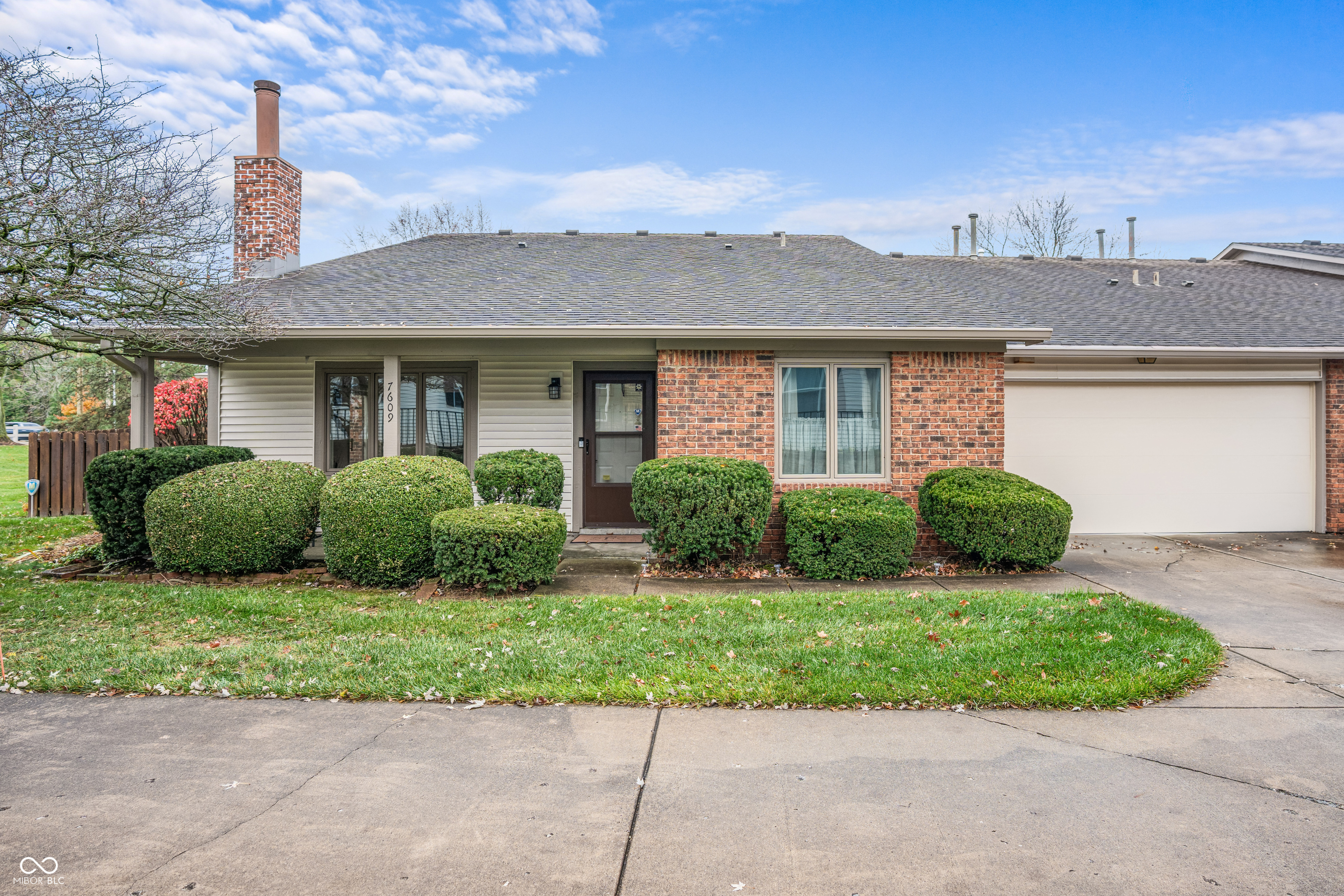 7609 Farm View Circle E Indianapolis IN 46256