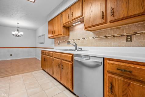7609 Farm View Circle E Indianapolis IN 46256
