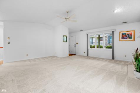 7609 Farm View Circle E Indianapolis IN 46256