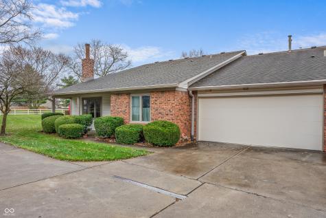 7609 Farm View Circle E Indianapolis IN 46256