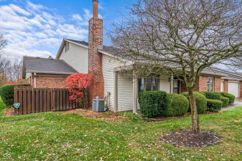 7609 Farm View Circle E Indianapolis IN 46256
