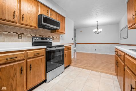 7609 Farm View Circle E Indianapolis IN 46256