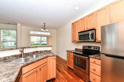 4012 Weston Pointe Drive Zionsville IN 46077
