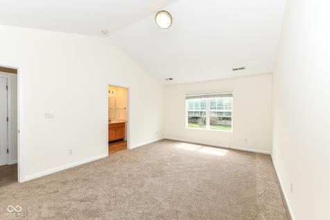 4012 Weston Pointe Drive Zionsville IN 46077