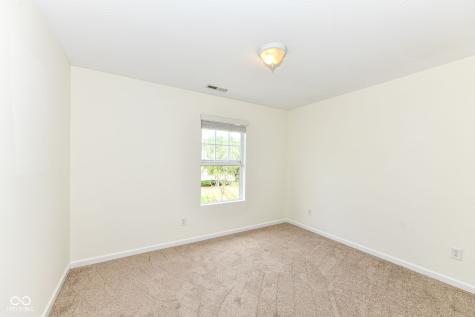 4012 Weston Pointe Drive Zionsville IN 46077