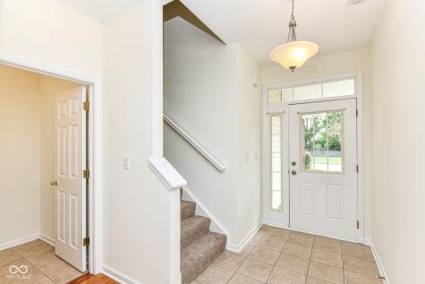 4012 Weston Pointe Drive Zionsville IN 46077