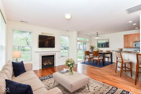 4012 Weston Pointe Drive Zionsville IN 46077
