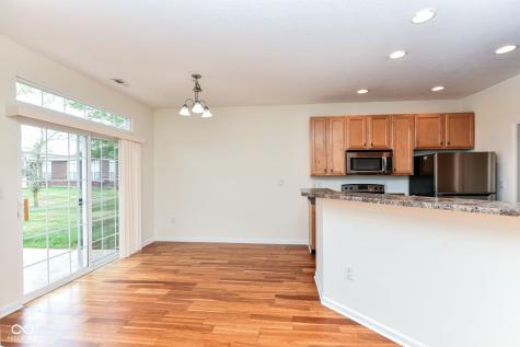 4012 Weston Pointe Drive Zionsville IN 46077