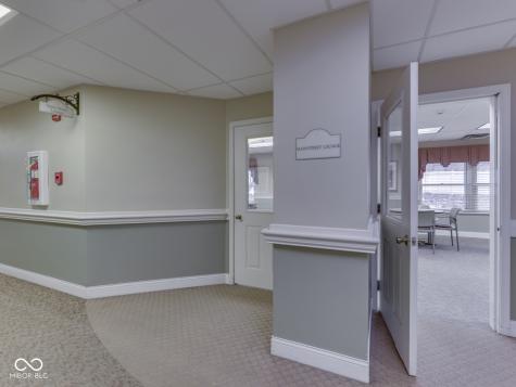 6407 Friendship Circle Indianapolis IN 46268