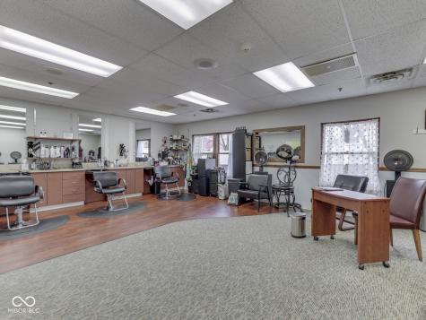 6407 Friendship Circle Indianapolis IN 46268