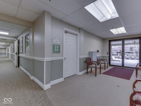 6407 Friendship Circle Indianapolis IN 46268