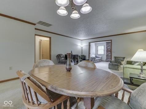 6407 Friendship Circle Indianapolis IN 46268