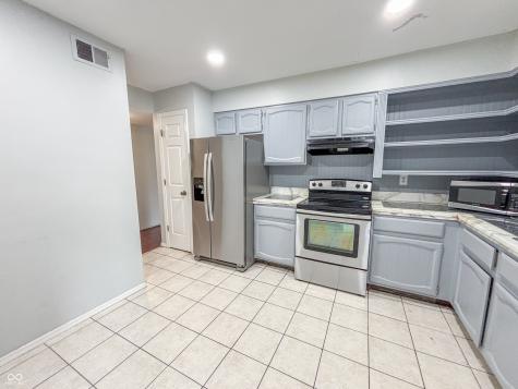 6437 Park Central Drive W Indianapolis IN 46260