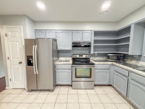 6437 Park Central Drive W Indianapolis IN 46260