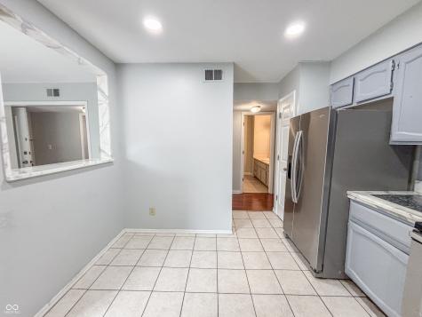 6437 Park Central Drive W Indianapolis IN 46260