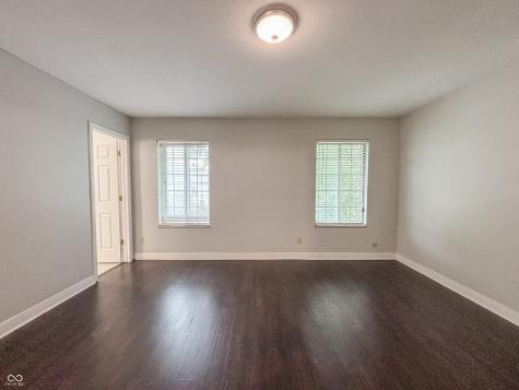 6437 Park Central Drive W Indianapolis IN 46260