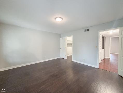 6437 Park Central Drive W Indianapolis IN 46260