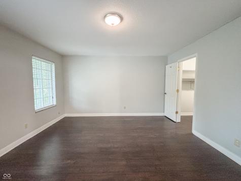 6437 Park Central Drive W Indianapolis IN 46260
