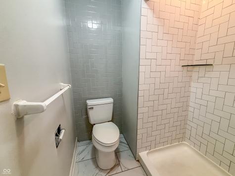 6437 Park Central Drive W Indianapolis IN 46260