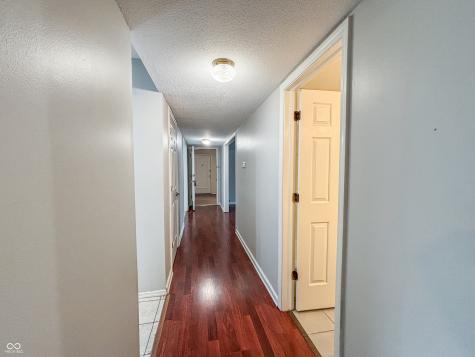 6437 Park Central Drive W Indianapolis IN 46260