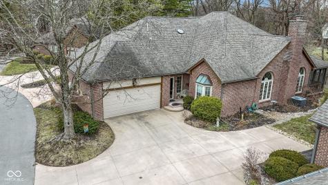 2042 Oldfields Circle N Drive Indianapolis IN 46228