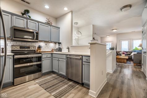 1134 Reserve Way Indianapolis IN 46220