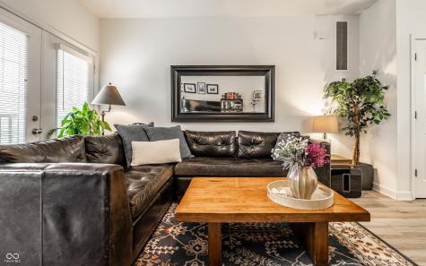 1134 Reserve Way Indianapolis IN 46220