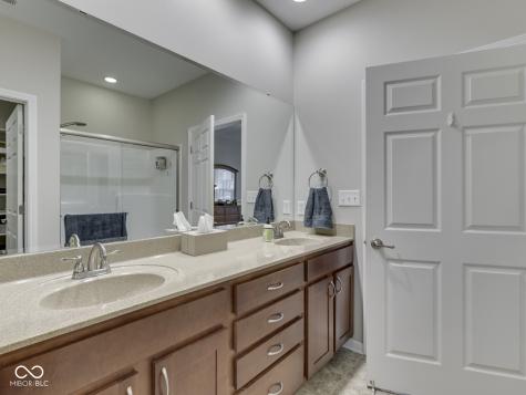 3407 Lukes Way Greenwood IN 46143