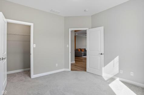 1124 Easy Street Greenwood IN 46142