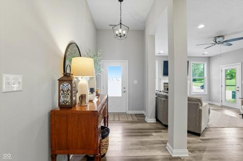 1124 Easy Street Greenwood IN 46142