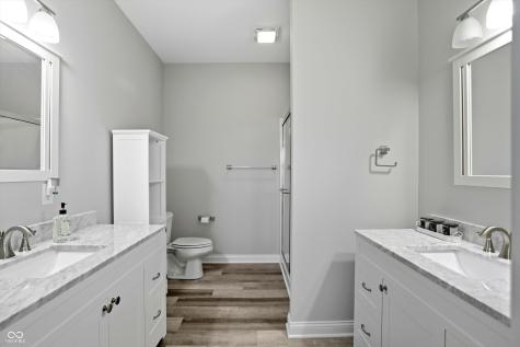 1124 Easy Street Greenwood IN 46142