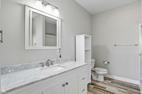 1124 Easy Street Greenwood IN 46142