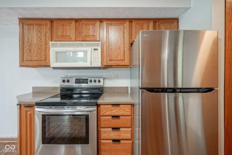 7494 Charrington Court Indianapolis IN 46254