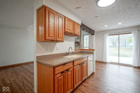 7494 Charrington Court Indianapolis IN 46254