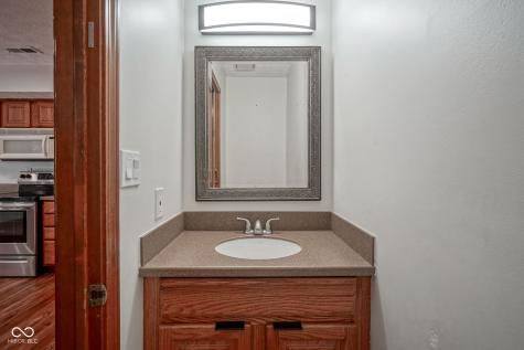 7494 Charrington Court Indianapolis IN 46254