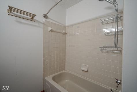 7494 Charrington Court Indianapolis IN 46254
