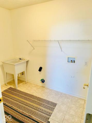 10787 Whippoorwill Lane Indianapolis IN 46231