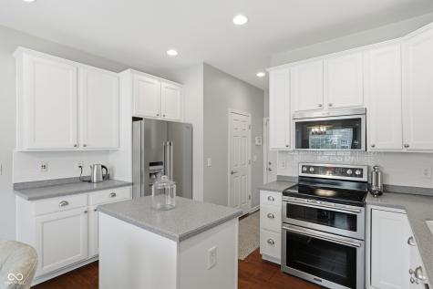 15552 Smithfield Drive Westfield IN 46074